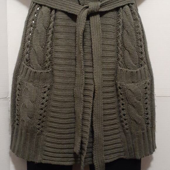 Charlotte Russe. Gray open front Cardigan Sweater With Tie Belt. S - Picture 4 of 8